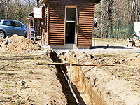 Potrubní napaječ