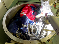 Oprava topného hada ohříváku CO<sub>2</sub>